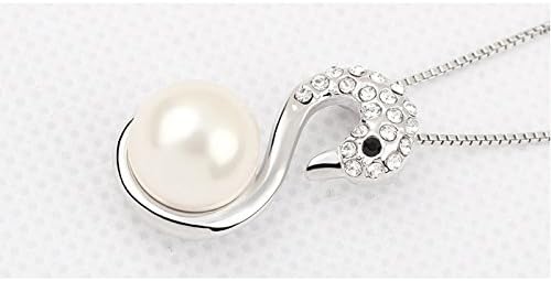 Bungsa Perlen Frauenkette 45cm silberfarben SWAN - Anhänger in Schwanenform mit Perle in weiss und k