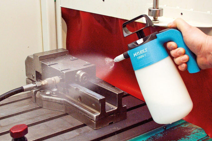 HAZET Pumpsprühflasche 199N-1 - Sprühflasche zur Desinfektion von Flächen, gekapselter Pumpmechanism