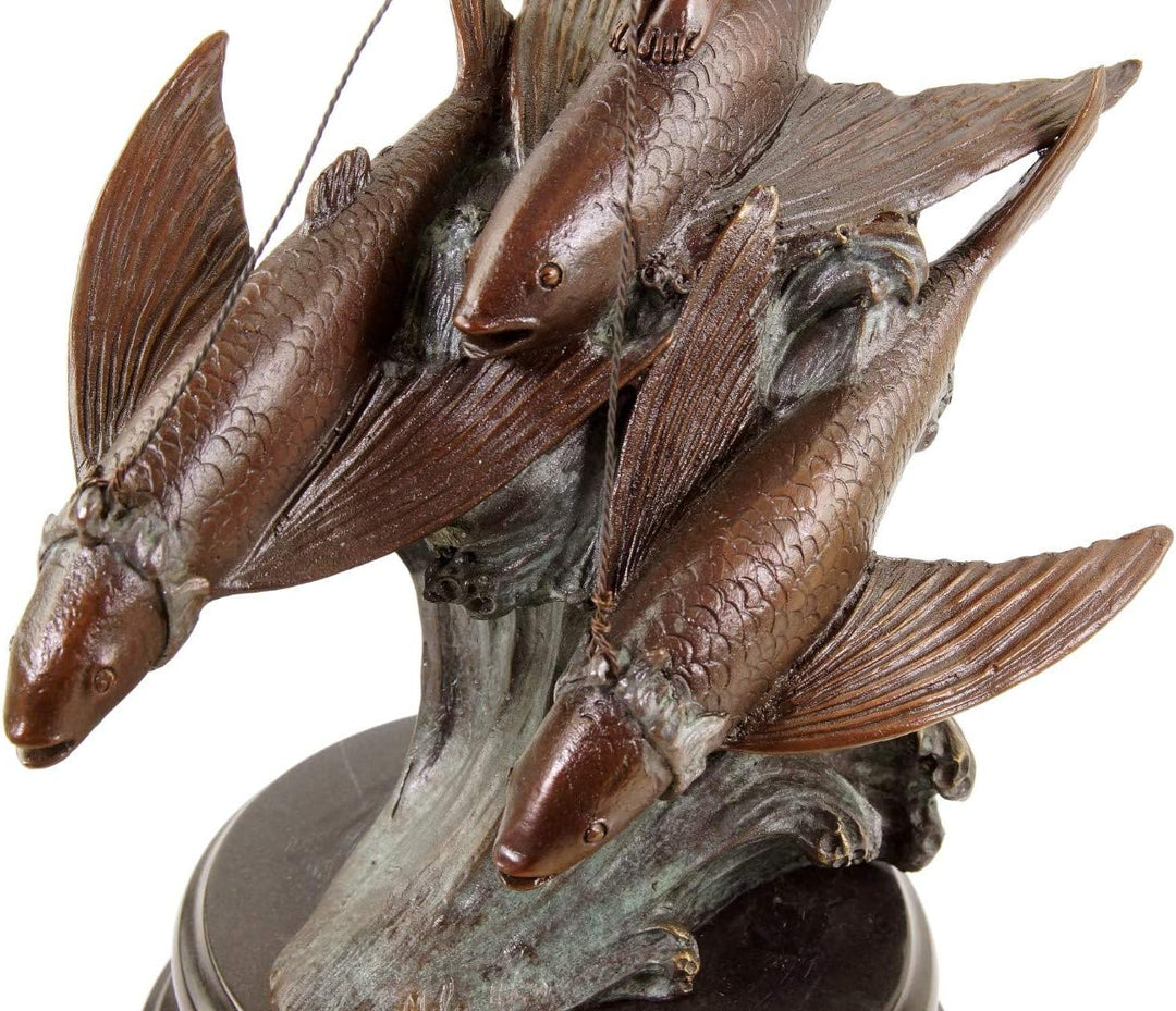 Limitierte Jugendstilfigur - Elfe reitet Fliegende Fische - signiert Milo - nummerierte Statue auf M