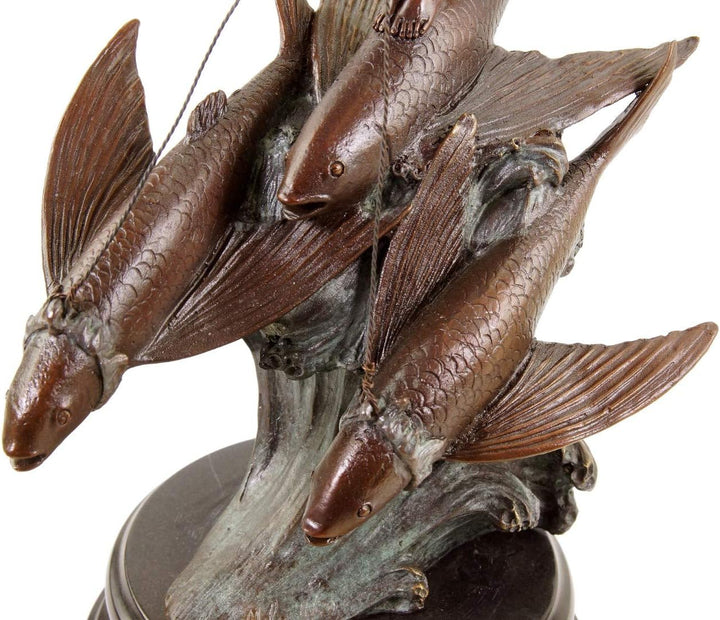 Limitierte Jugendstilfigur - Elfe reitet Fliegende Fische - signiert Milo - nummerierte Statue auf M