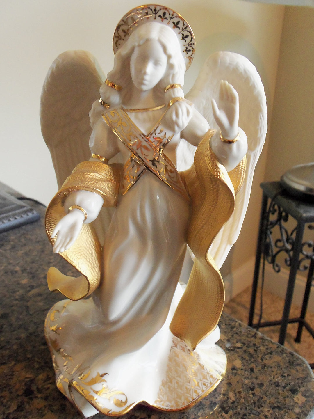 Lenox Erste Segen Porzellan Krippenfigurenset, Angel of Peace