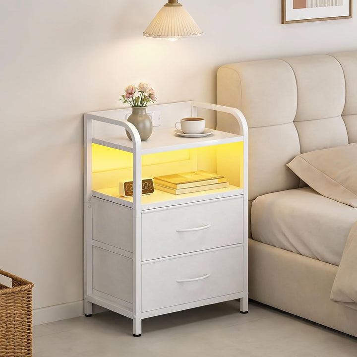 HOOBRO Nachttisch mit 2 Schubladen, Beistelltisch mit Ladestation und dimmbarer LED-Beleuchtung, Sof
