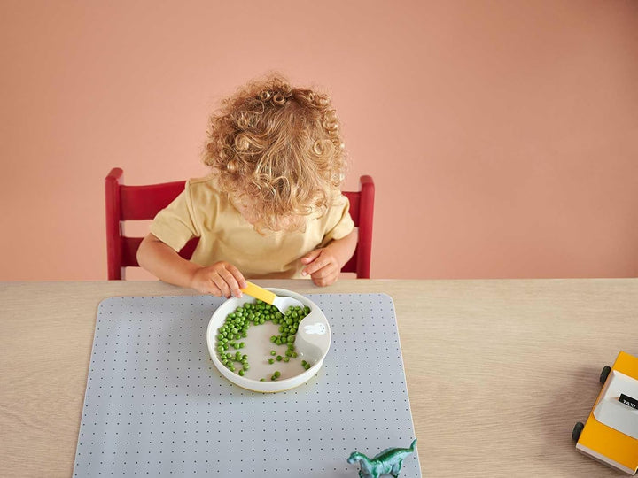 Mepal Mio - Lernteller mit Lernlöffel - Deep pink - rutschfester Kinderteller, handliche Kinderlöffe