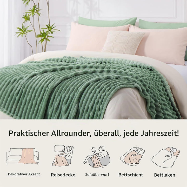 RUIKASI Kuscheldecke Flauschig Decke Grün - 130x150cm Fleecedecke Sofadecke Couchdecke für Wohnzimme