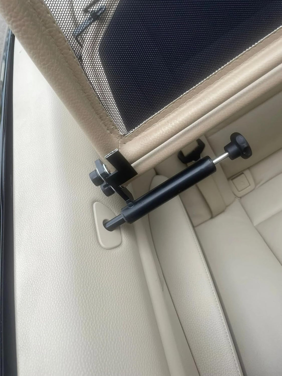 Windschott für BMW 3er E93 Cabriolet 2006-2013 - Klappbar - mit Schnellverschluss – Beige | Windabwe