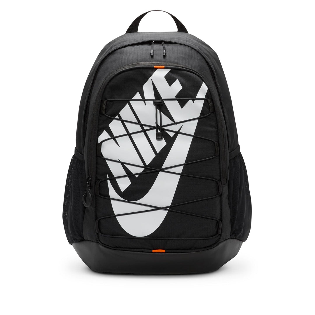 Nike Hayward Rucksack (26 L), HJ8200 Black/Black/White Einheitsgrösse, Black/Black/White Einheitsgrö