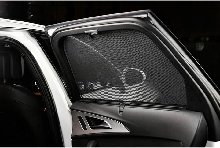 Satz Car Shades (Hintertüren) kompatibel mit Volkswagen Golf VIII 5 türer 2020- (2-teilig)