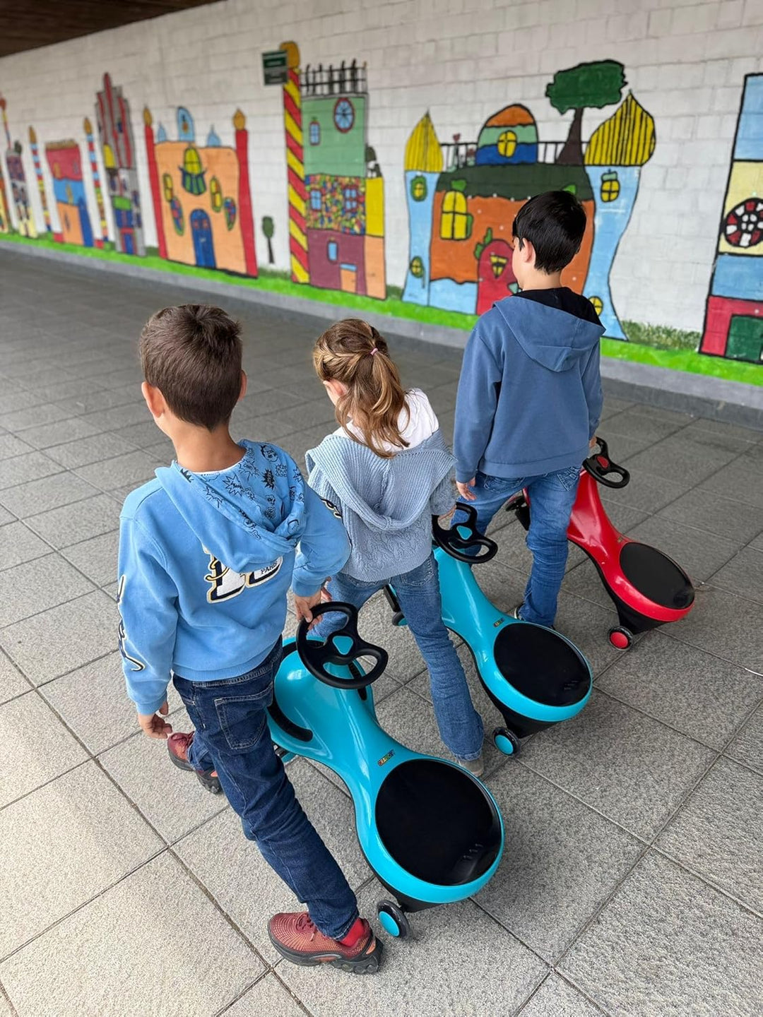 Rutschauto Swingcar Kinderfahrzeug Indoor & Outdoor geeignet Wackelauto Rutscher mit LED Rädern GRAV