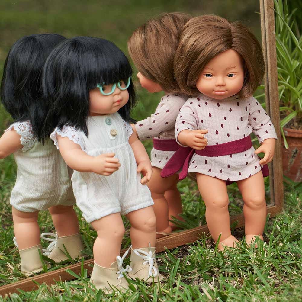 Miniland europäisches Mädchen 38cm mit Downsyndrom, 31088