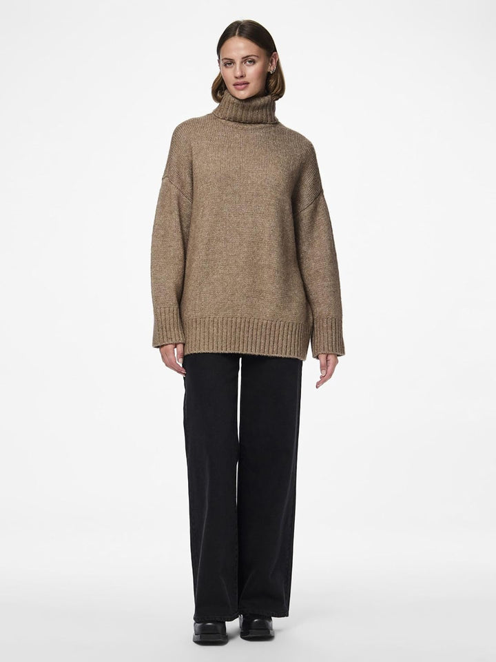 PIECES Damen Pcnancy Ls Loose Roll Neck Knit Noos Bc Pullover, Fossil