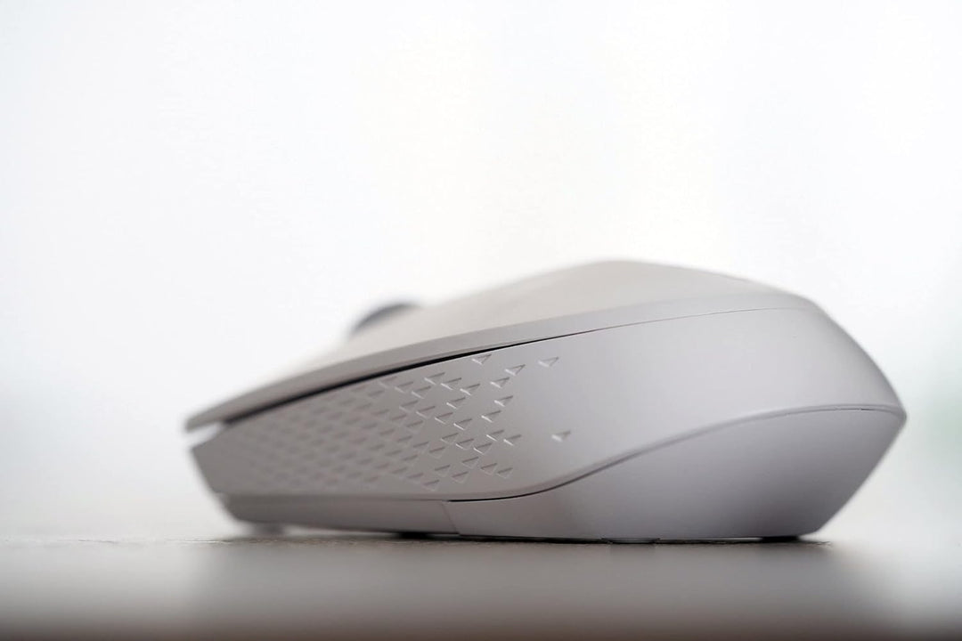 Rapoo 9600M kabelloses Tastatur-Maus Set Wireless Deskset 1300 DPI Sensor wiederaufladbarer Akku fla