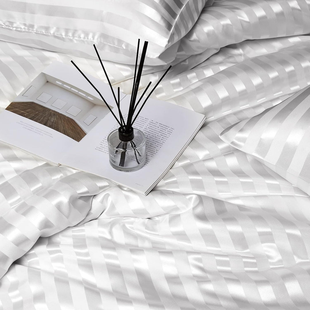 Damier Satin Bettwäsche 200x220 Weiss Seidig Bettbezug Set 3 teilig Luxus Glanzsatin gestreift Decke