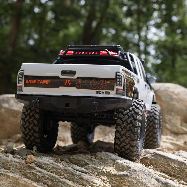 Axial RC Truck 1/10 SCX10 III Base Camp 4X4 Rock Crawler Brushed RTR (Akku und Ladegerät Nicht im Li
