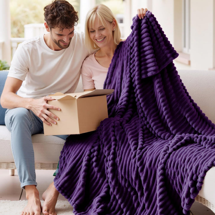BEDSURE Kuscheldecke für Zimmer Deko - Wolldecke & Fleecedecke, Sofadecke, Weiche Warme Grobe Kordde