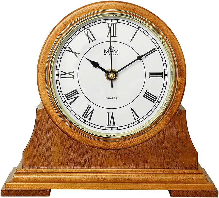 MPM Quality Retro Wood Tischuhr, Braun, Traditionelle und Elegante Holztischuhr, Römischen Ziffern,