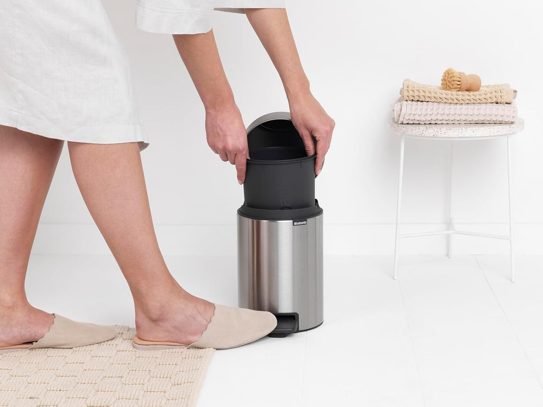 Brabantia 112164 Treteimer mit Inneneimer aus Kunststoff, stahl, Matt Stahl Fingerprint Proof, 3 Lit