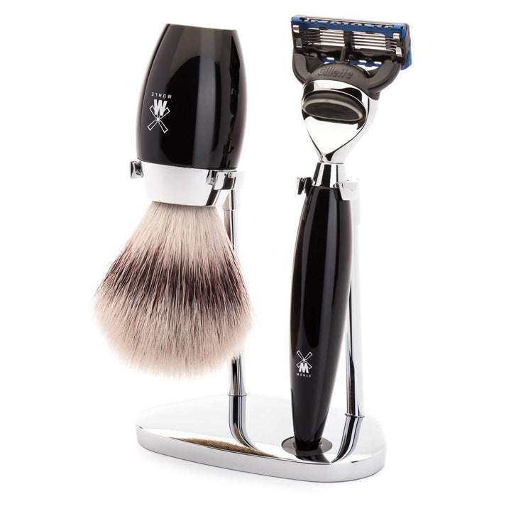 MÜHLE Rasierset - Kosmo Serie - Silvertip Fibre - kompatibel mit Gillette-Klingen - Edelharz schwarz