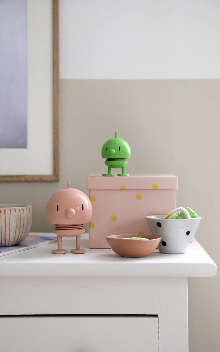 Hoptimist Bumble, Wackelfigur Deko Skandinavisch, Deko Wohnzimmer, Schreibtisch Deko, Büro Gadgets,