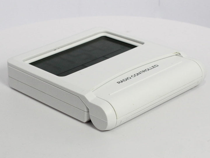 Atlanta Funkwecker Digital LCD Reisewecker Licht Snooze Temperatur - 1805/0 Weiss