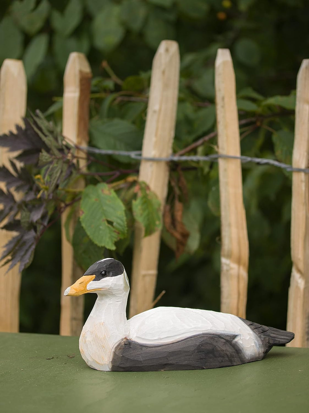 WILDLIFEGARDEN Wildlife Garden WG458 DecoBird Eiderente - Handgeschnitzter Dekorative Vogel aus Holz