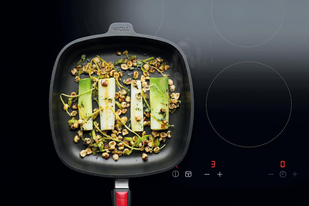 Titanium Nowo Gusspfanne, viereckig, 26 x 26 cm, 6,5 cm hoch, mit abnehmbarem Stiel, 26 cm