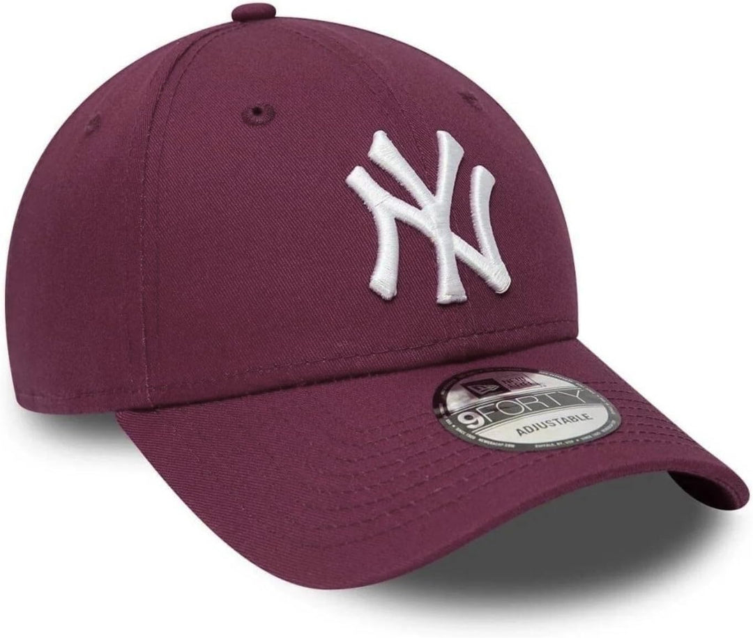 New Era New York Yankees MLB League Essential Maroon 9Forty Adjustable Cap - One-Size