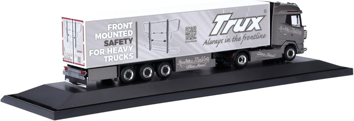 Herpa LKW Modell DAF XG Kühlkoffer-Sattelzug Sven Raddatz/TRUX (Niedersachsen/Jork), Miniatur im Mas
