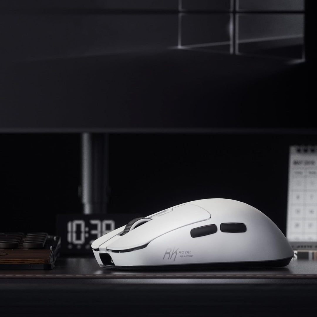 RK ROYAL KLUDGE M3 Gaming Maus Kabellos, 47g Ultralight, 30K DPI PAW3950 Optical Sensor, 8K Polling,