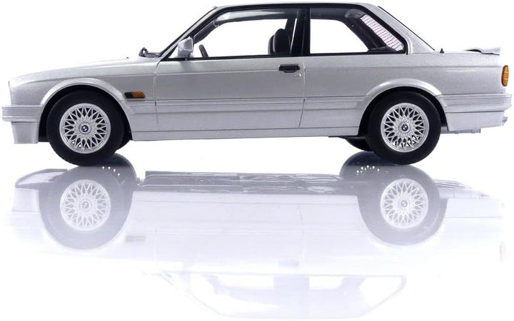 Kk Scale Models - Miniaturauto zum Sammeln, 180932S, Silber