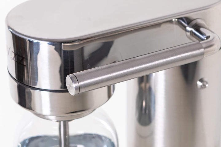 Premium Wassersprudler aus Edelstahl mit 1 x BPA-frei Flaschen SW!ZZ (Chrom finish), Chrom Finish
