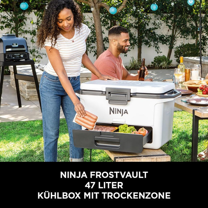 Ninja FrostVault Hard Cooler 47L, Premium isolierte Kühlbox, hält Eis bis zu 6 Tage, integrierte Tro