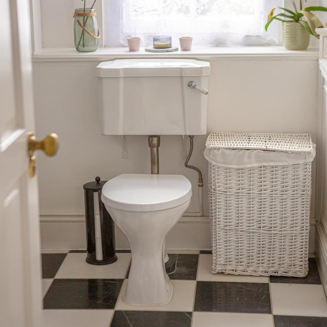 Harbour Housewares Toilettensitz mit Soft-Close für ovale Toiletten – Weiss – Antibakterielle ovale