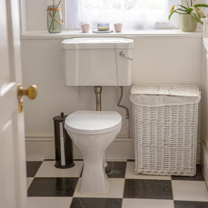 Harbour Housewares Toilettensitz mit Soft-Close für ovale Toiletten – Weiss – Antibakterielle ovale