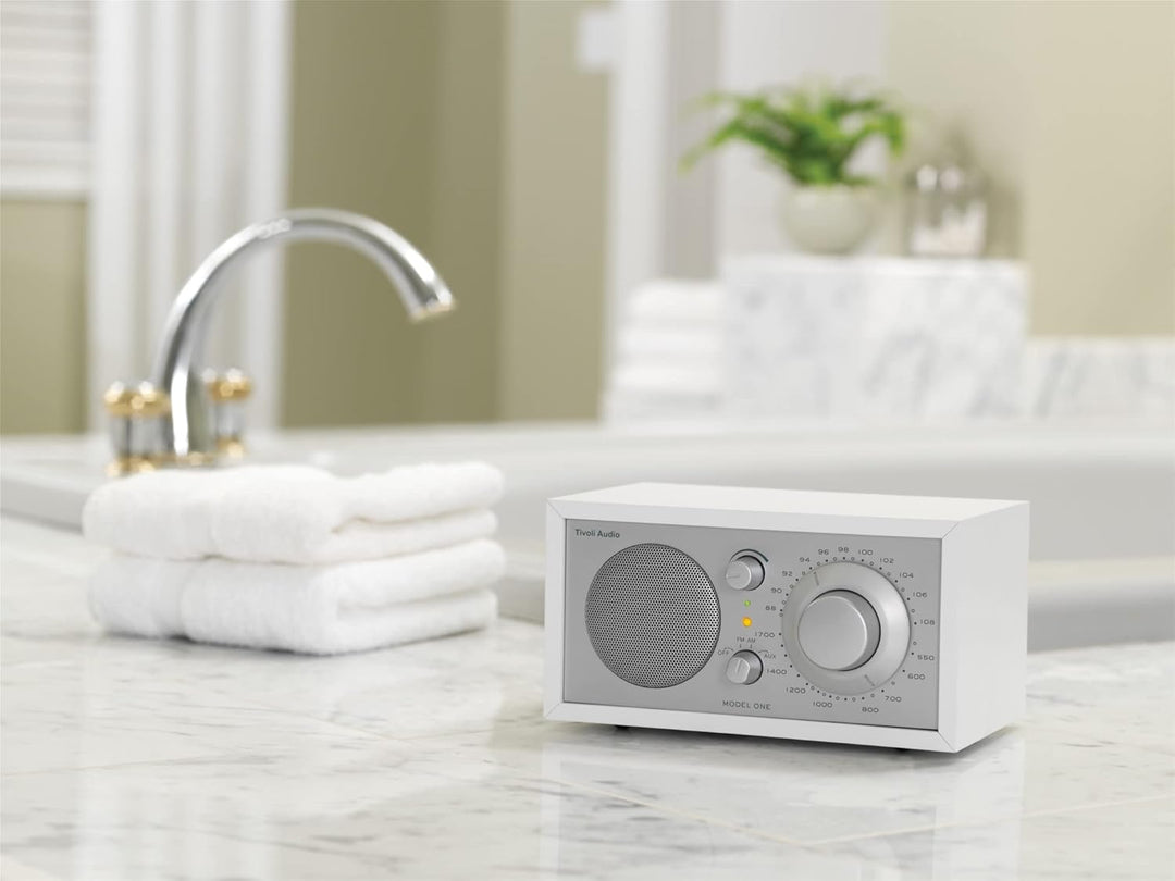 Tivoli Audio Model One UKW-/MW-Radio (Weiss / Silber) white, white