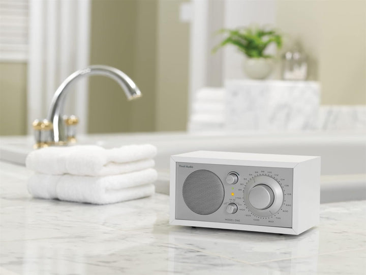 Tivoli Audio Model One UKW-/MW-Radio (Weiss / Silber) white, white