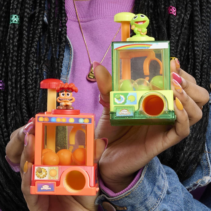 Disney Doorables Whatcha Gotcha-Greifautomat mit Sammelfiguren, 11-teilig, für Kinder ab 5 Jahren vo