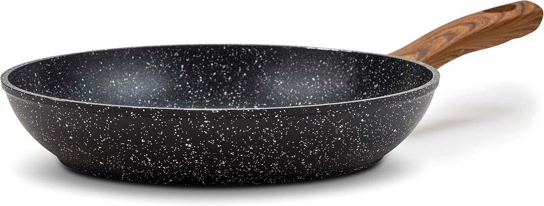NAVA Bratpfanne aus Aluminium | Ø 26 cm | Mit Antihaftbeschichtung aus Stein zum Kochen ausgewogener