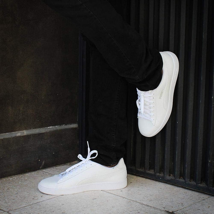 PUMA Unisex Smash V2 L Sneaker 45 EU Puma White Puma White, 45 EU Puma White Puma White