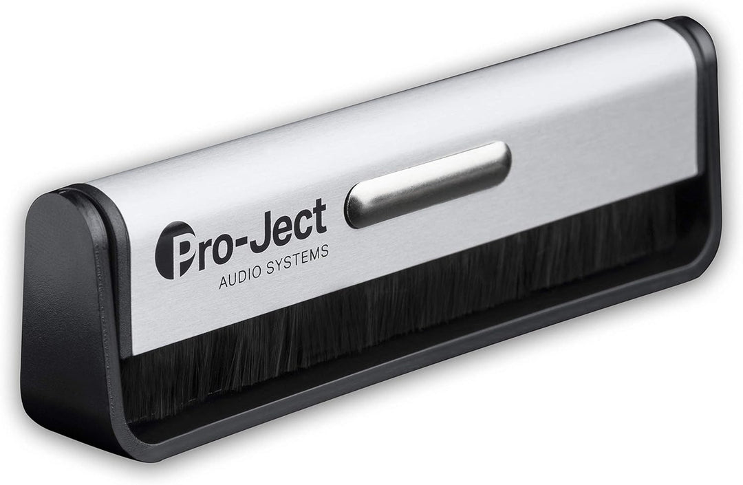 Best Price Square Ultra COMPACT Phono PREAMP PP400 by BEHRINGER & Pro-Ject Kohlefaser-Reinigungsbürs