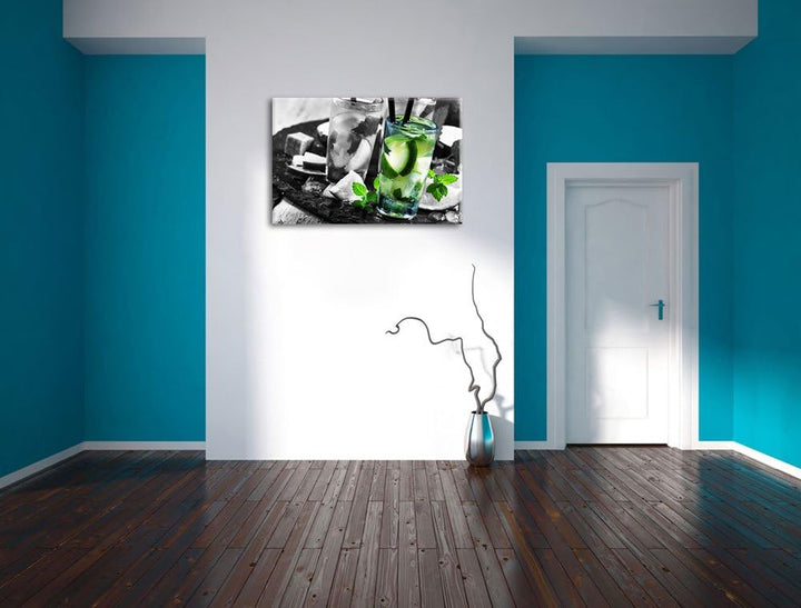 Erfrischende Caipirinhacocktails auf Tablett schwarz/weiss Format: 100x70 auf Leinwand, XXL riesige