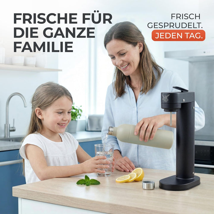 Infinity-S Wassersprudler aus hochwertigem Edelstahl (Black/Sand) – inkl. 2x 1,25L Edelstahlflaschen