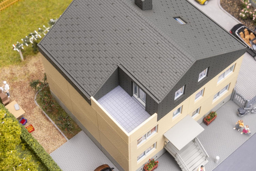 Faller 130755 - Mehrfamilienhaus - Spurweite H0