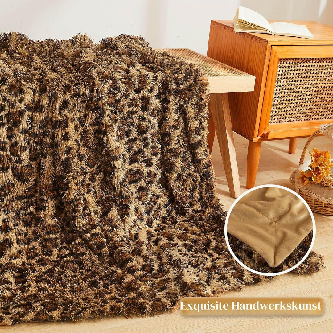 XeGe Luxus Kunstfell Leopardenmuster Kuscheldecke 127x152 cm, Weiche Plüsch Süsse Wohndecke, Flausch