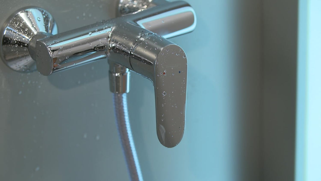 hansgrohe Focus - Duscharmatur Aufputz für 1 Verbraucher, Mischbatterie Dusche, Einhebelmischer, Chr