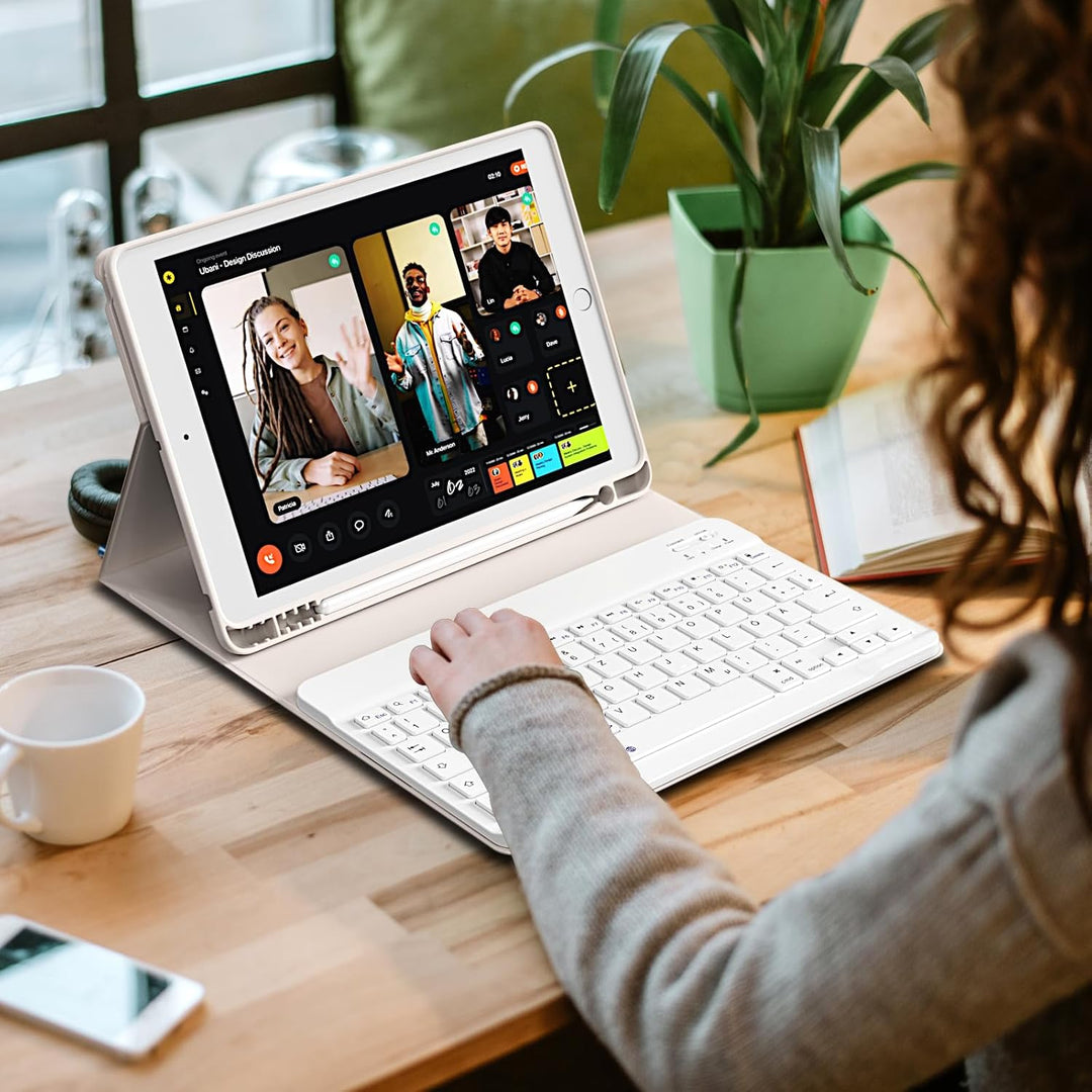 Hülle mit Tastatur für iPad 9. / 8. / 7. Generation 10,2 Zoll 2021/2020/2019, Bluetooth Magnetisch Q