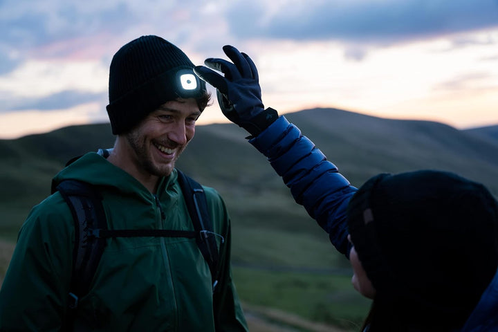 SEALSKINZ Wasserdichte LED-Rollmützenmütze für Kaltes Wetter – Schwarz, S/M