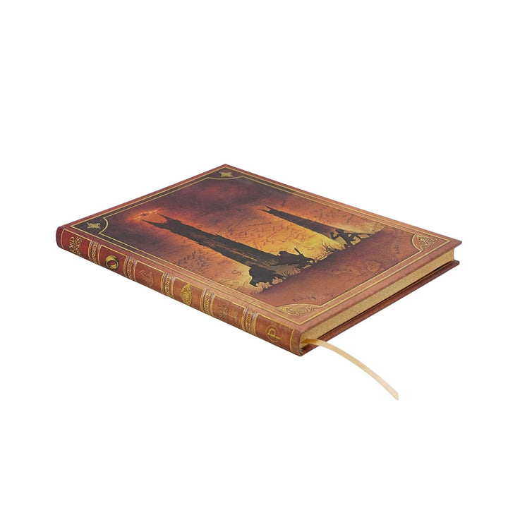 The Quest Continues (The Lord of the Rings Collection) Journal Ultra Lined (Elastic Band Closure)