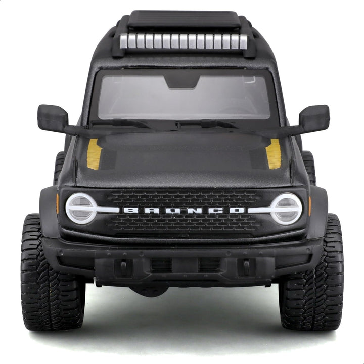 Maisto Ford Bronco Badlands Off-Road Series (2021): Modellauto im Massstab 1:24, Türen beweglich, gr