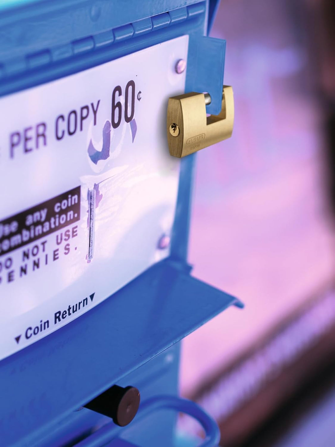 ABUS Messing-Vorhängeschloss 82/70 - Monoblock-Hangschloss für Rollgitter, Automaten, Container u. v