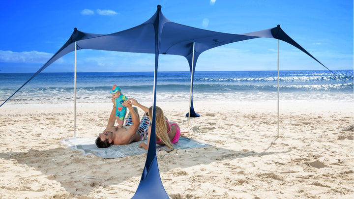 SUN NINJA Strandzelt, Sonnensegel LSF 50+, mit Sandschaufel, Heringen und Stabilitätsstangen, Schatt